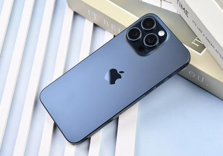 长岛苹果维修点分享iPhone 15 Pro Max屏幕更换全新实操风险 